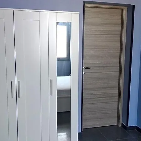 Vecchia Darsena Bed and Breakfast Αουγκούστα